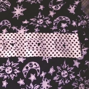 Polka-dot purse holder